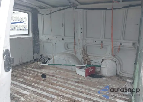 2000 Chevrolet Astro from USA, damaged, VIN 1GCDM19W2YB171013